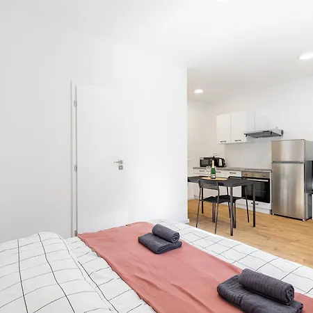 Apartment Levicka - 8 Bratislava